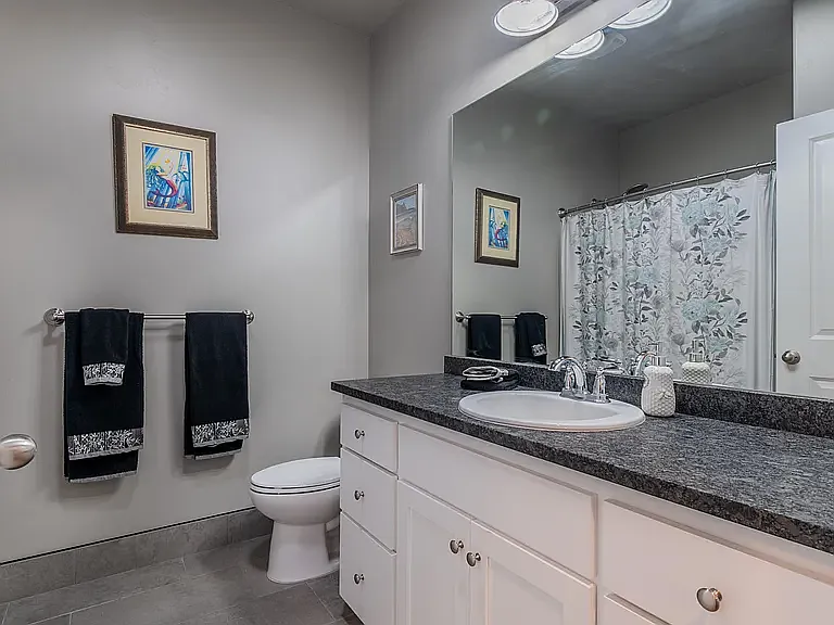 1130 Stanford Ave — Photo 12