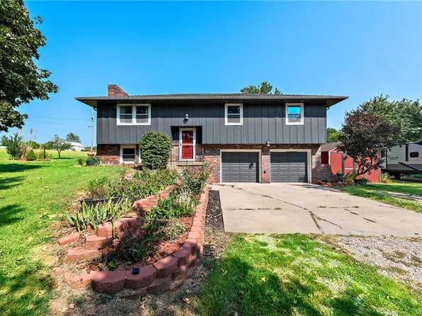 1503 N 150th St, Basehor, KS 66007