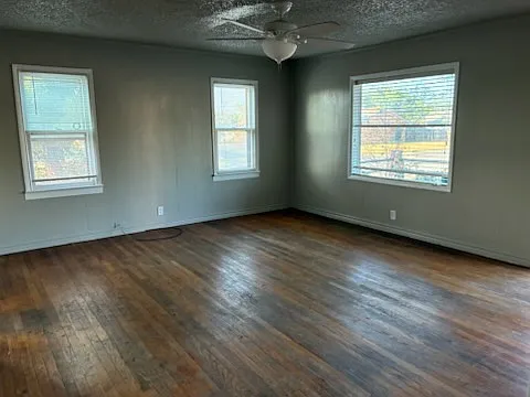 2801 Avenue X — Photo 3