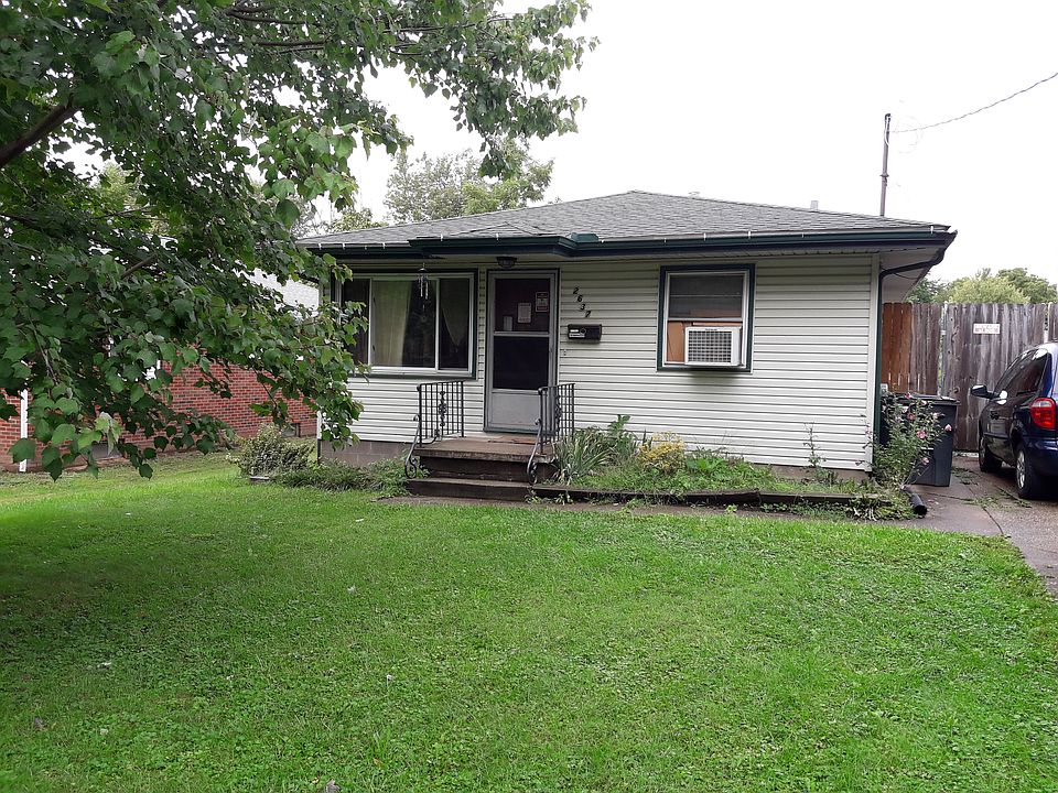 1st image of 2637 Zesiger Ave