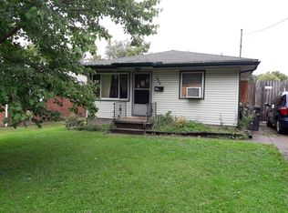 2637 Zesiger Ave, Akron, OH 44312