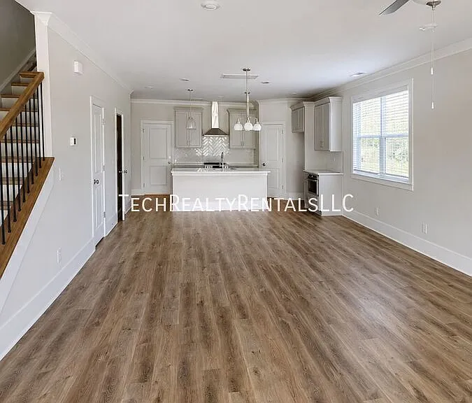 4630 Dogwood Pl #1 — Photo 3