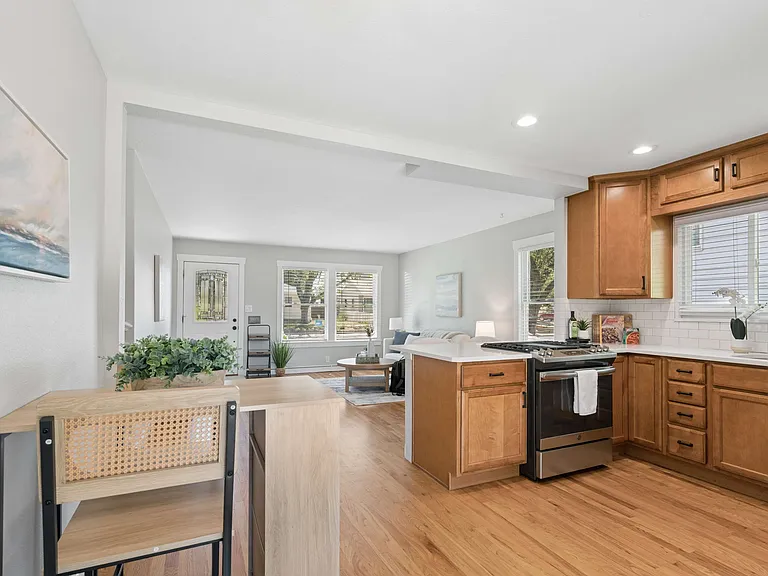3145 S Fox St — Photo 14