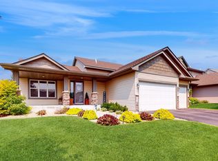 261 Greenway Dr, Delano, MN 55328