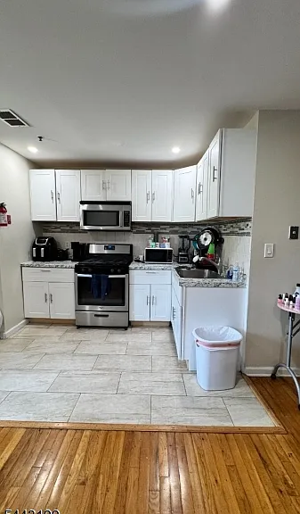 1427 S Wood Ave #4 — Photo 5