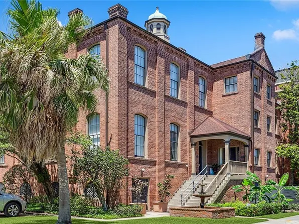 4848 Coliseum St APT 206, New Orleans, LA 70115