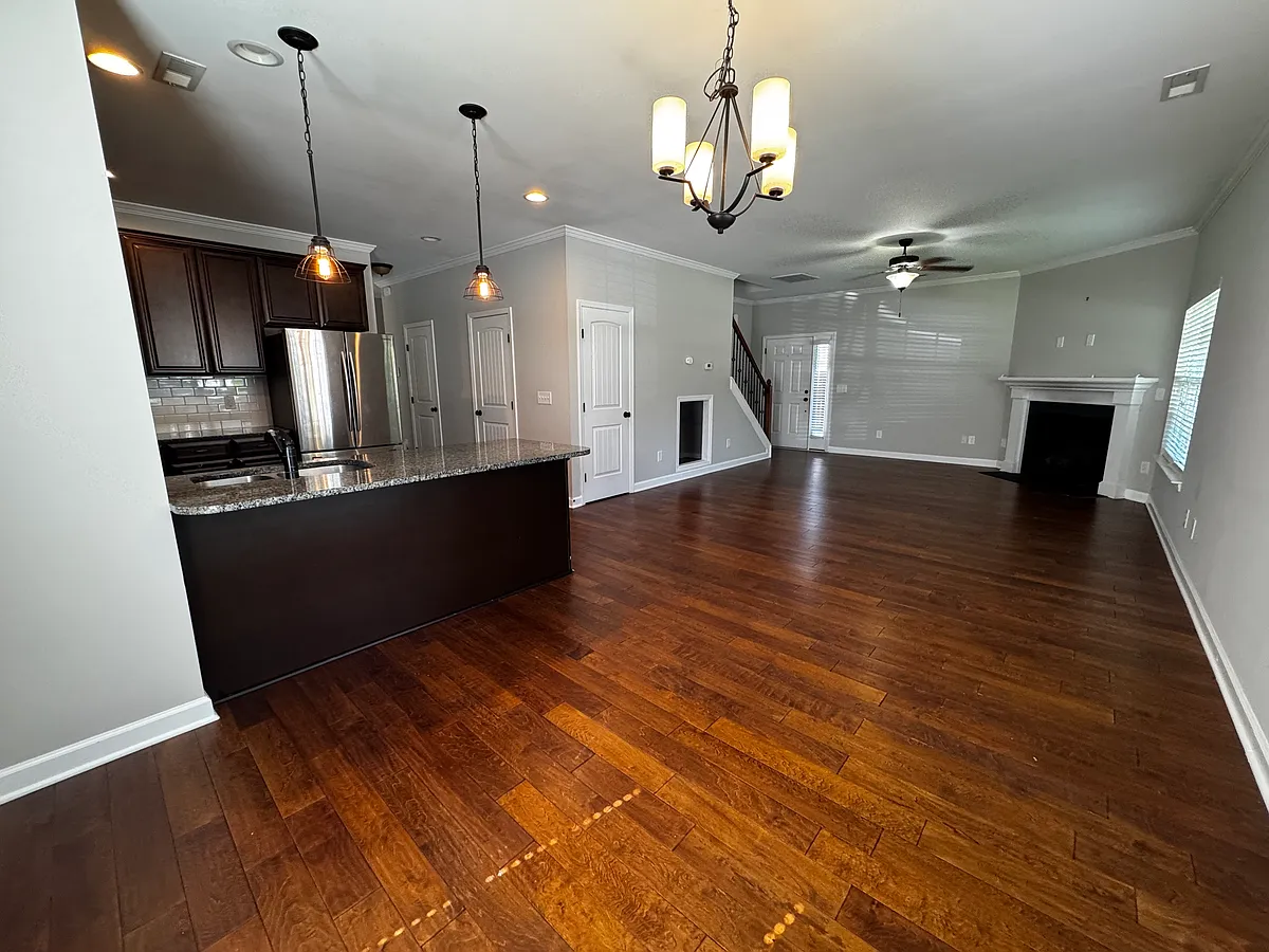 Building Photo - 216 Hawks Nest Cir