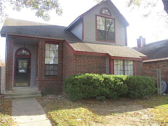 2nd image of 10631 Woodleaf Dr