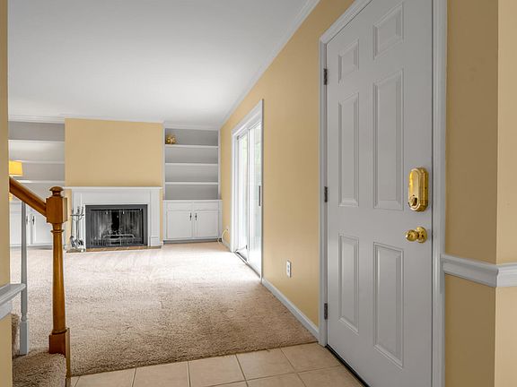 4th image of 813 Turkey Foot Ct APT 3