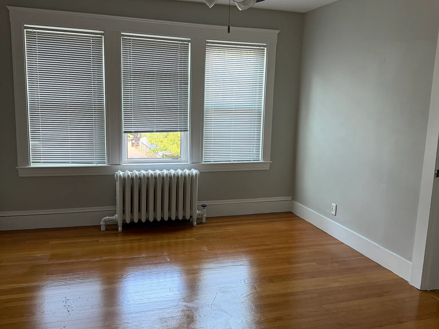 85 Houston Ave — Photo 1