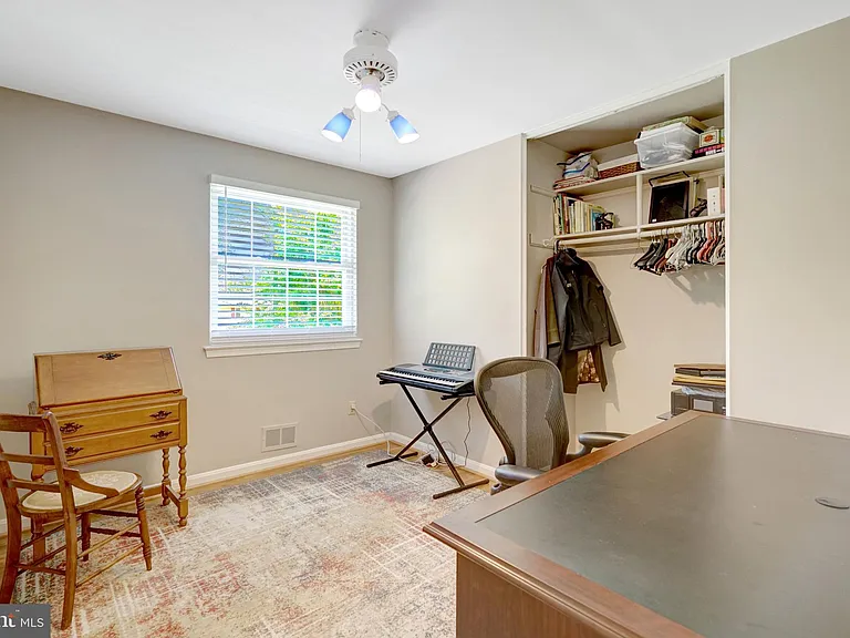 8527 Parliament Dr — Photo 23