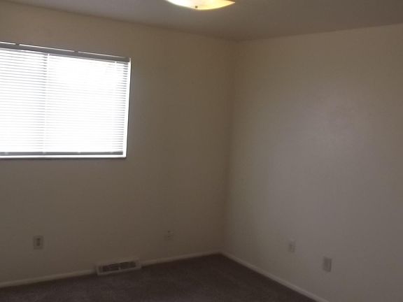 Large east upstairs bedroom (another view)