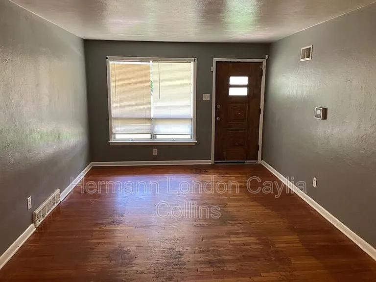 8708 Granada Pl — Photo 3