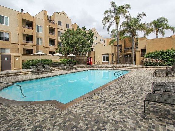 3rd image of 3550 Lebon Dr Unit 6325