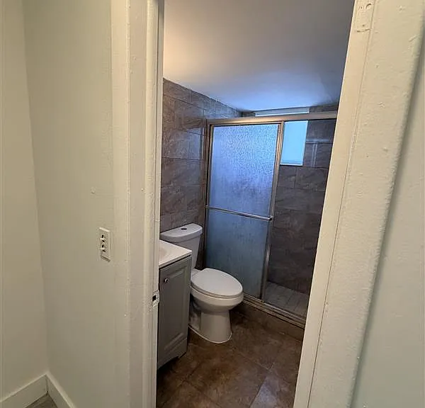 1380 SW 2nd St #2 — Photo 3