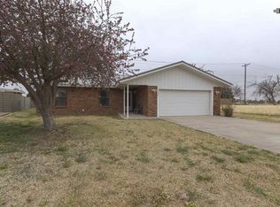 1233 Libra Dr, Portales, NM 88130