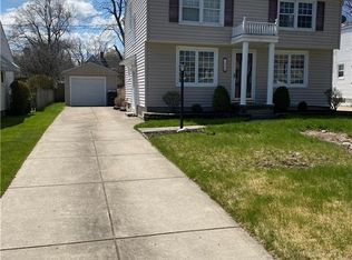 109 Meadow Ln, Buffalo, NY 14223