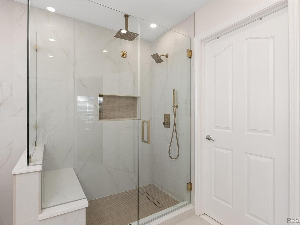 49136 Running Trout Ln, photo 25