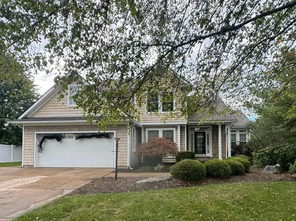 616 Wood Duck Ct, Huron, OH 44839