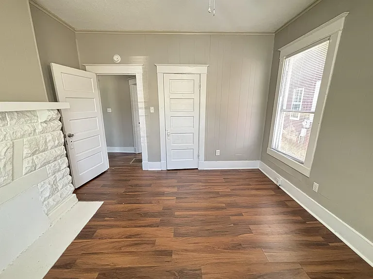 696 Decatur St — Photo 10
