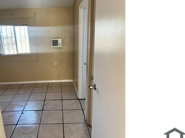 1118 Laurel Ave, Las Vegas, NV 89104