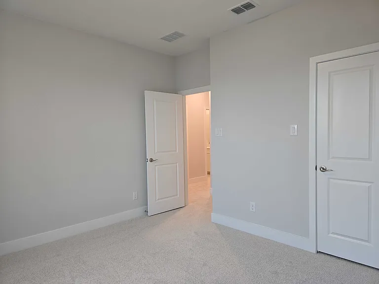 11539 Pinot Dr — Photo 8