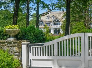 727 Smith Ridge Rd #R, New Canaan, CT 06840