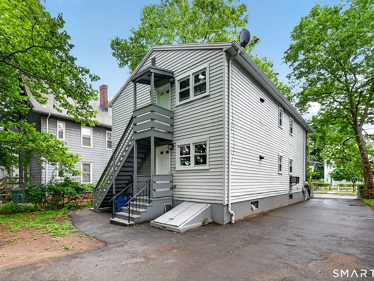 41 Admiral St #1 — Photo 27