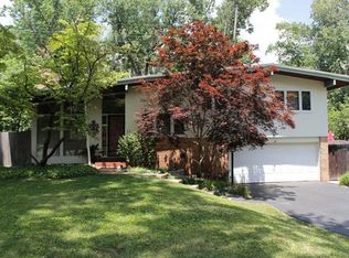 519 Woodleaf Ct, Saint Louis, MO