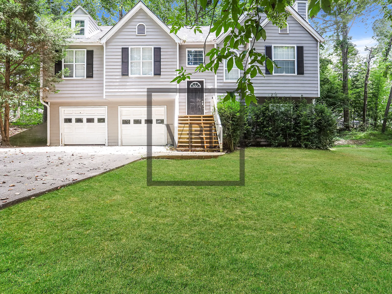 6 Wellspring Pt — Photo 1