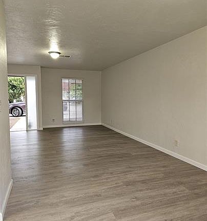 3rd image of 3005 Gordon St