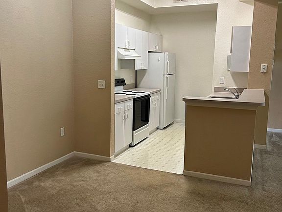 2nd image of 17104 Carrington Park Dr APT 511