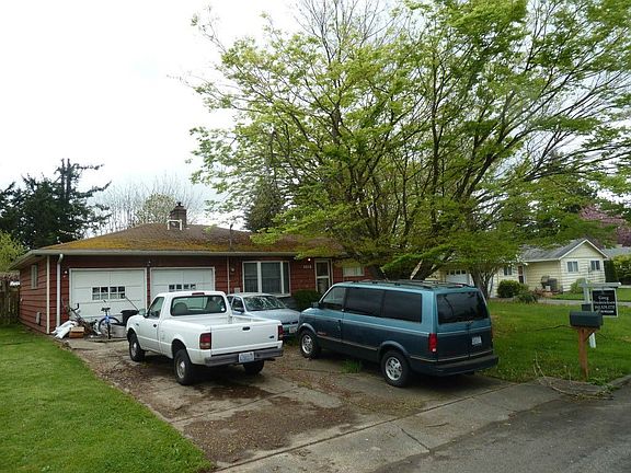 3rd image of 4018 Armstrong Ave SE