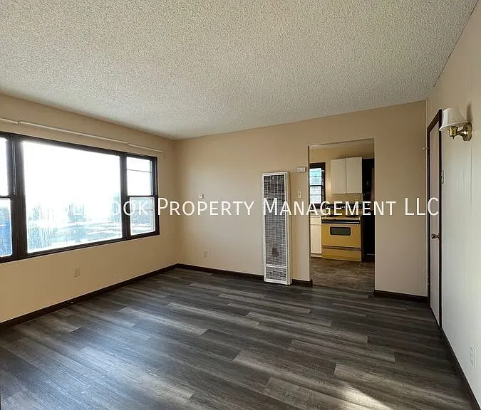 506 Montana Ave #2 — Photo 4