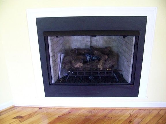 3rd image of 305 Rose Hill Ave