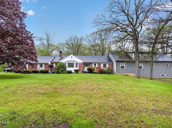6 Sage Hill Lane, Menands, NY 12204