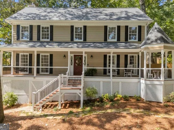 2070 Brickton Sta, Buford, GA 30518