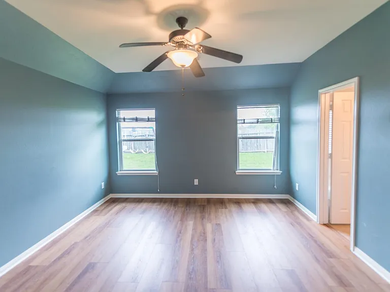 2834 Sage Bluff Ave — Photo 17