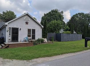 1892 Sugarbush Rd, Oregon, OH 43616