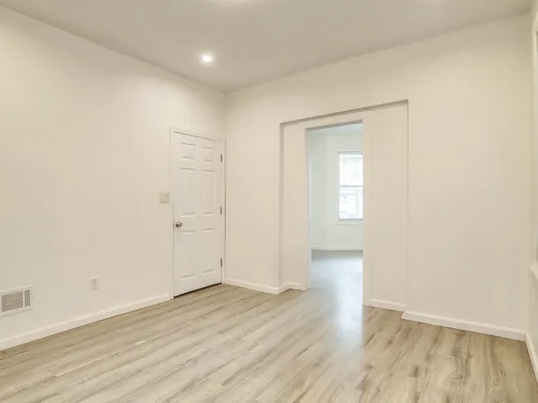 112 Randolph Avenue image 7 of 16