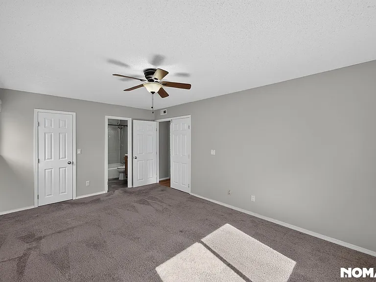 8225 Fairmount Dr #7-203 — Photo 25
