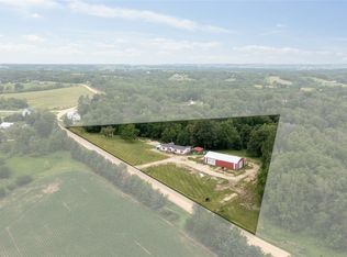 17854 Green Rd, Anamosa, IA 52205