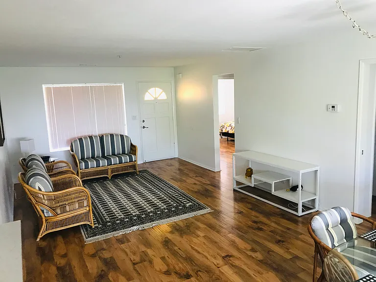 1414 Sweetbriar Cir — Photo 6