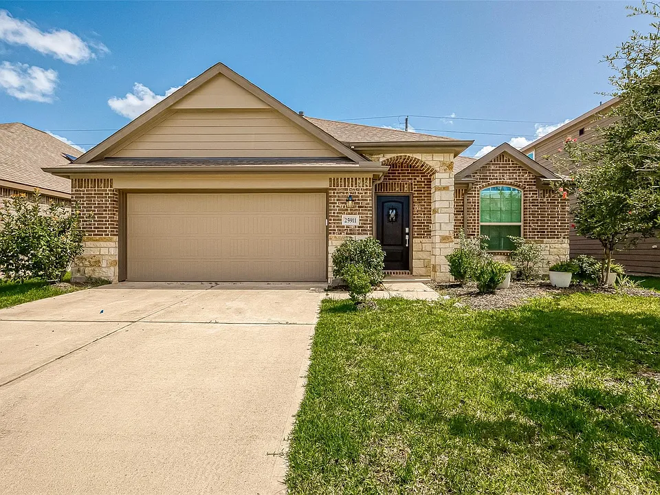 25911 Rustical Rd