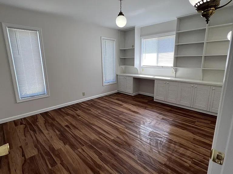 17 E Blaine St — Photo 6