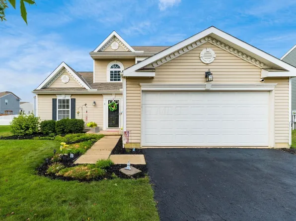 9 Hawthorne Dr, Ashville, OH 43103