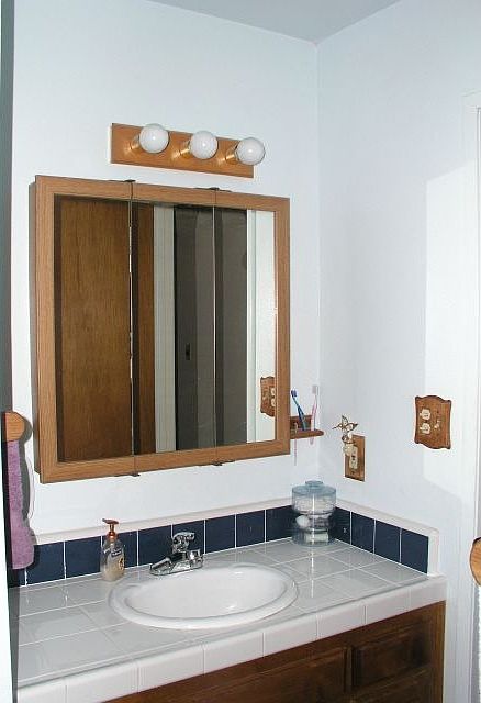 Bathroom counter