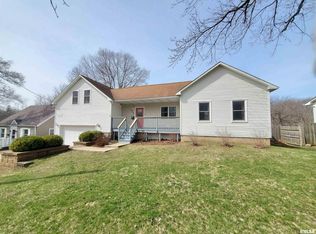 212 N Shaft St, Eureka, IL