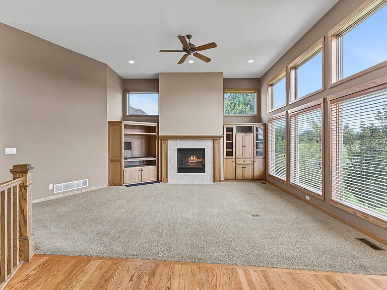 11435 Kenyon Ct NE — Photo 10