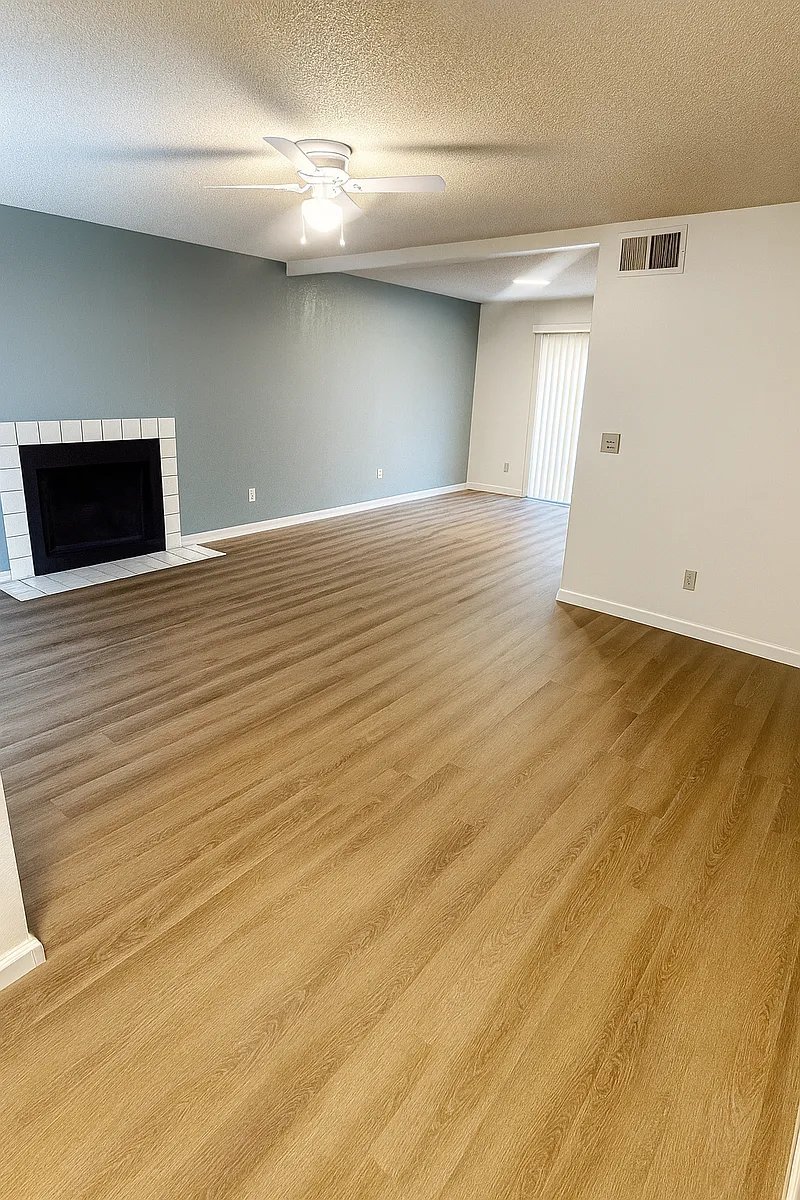 Photo 2 of 49 - Sunridge Townhomes - Fresno, CA Building Photo - Sunridge Townhomes